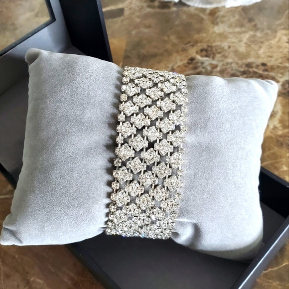 Crystal wedding bracelet - Picture 2 of 4